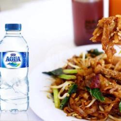 Kwetiaw Goreng Daging   Aqua