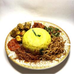 Nasi Kuning Palekko