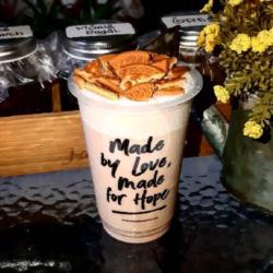 Tasty Hazelnut Milkshake