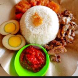 Nasi Gudeg Telor Bacem