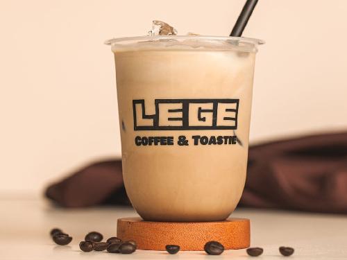 LEGE Coffee & Toastie, Tebet