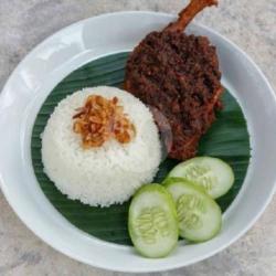 Nasi Bebek Paha Besar Madura