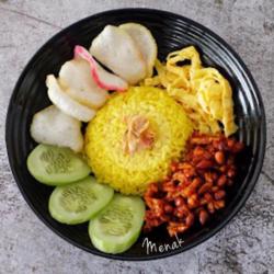 Paket Nasi Kuning Telur Dadar Tempe