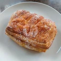 Chocolate Danish