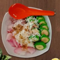 Es Pisang Ijo Kacang Mede