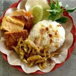 Nasi Lalapan Wader