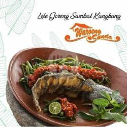 Lele Goreng Sambal Kangkung