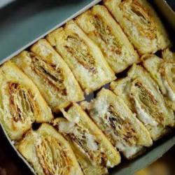 Roti Bakar  Puff Pastry Toping Selai Nanas  Susu