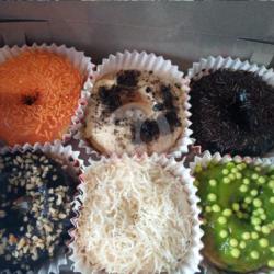 Donat Box Isi 6pcs