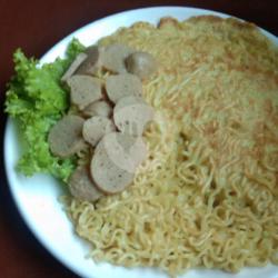 Omelet Mie Bakso