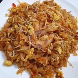 Kwetiau Goreng Special