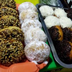 Donat Coklat Meses