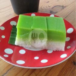 Kue Ketan Talam Pandan