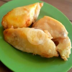 Pisang Goreng Salju