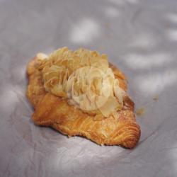 Croissant Almond