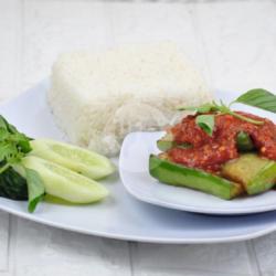 Nasi Lalapan Pecek Terong