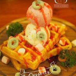 Waffle Strawberry