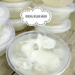 Puding Kelapa Muda