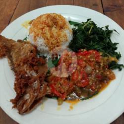 Nasi Ikan Krapu