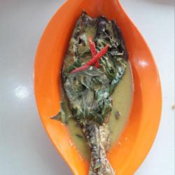 Nasi Gulai Ikan Salai