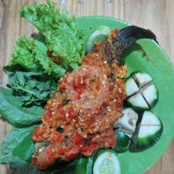 Pecak Ikan Nila Sambel Cikur