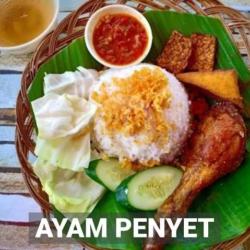 Nasi Ayam Penyetan