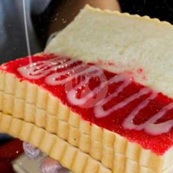 Roti Bakar Strawberry - Coklat