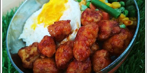 Korean and Indonesian Food Delicimoo, Blunyah Rejo
