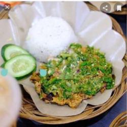 Nasi Telor Dadar Sambel Ijo