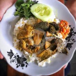 Nasi Penyetan Babat Usus