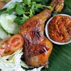 Ayam Lalapan Goreng/bakar