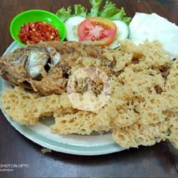 Ikan Munjair Kremes (sambal Tomat)   Nasi