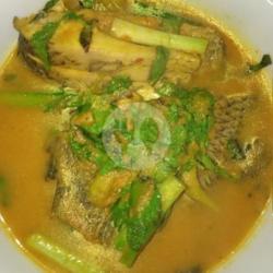 Ikan Gurami Kuah Kuning Tanpa Santan