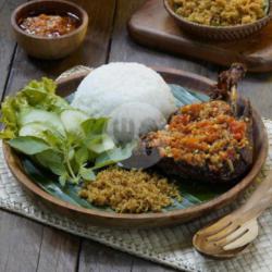 Nasi   Bebek Goreng Sambel Terasi