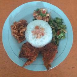 Nasi Ayam Pelecingan