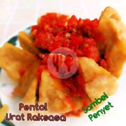 Pentol Urat Raksasa Sambal Penyet