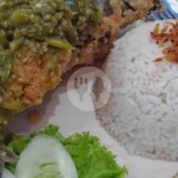 Paket Nasi Ikan Lele Cabe Ijo