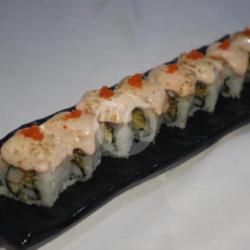 Salmon Mentai Roll