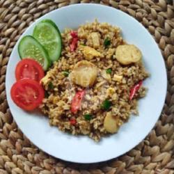 Nasi Goreng Baso Bumbu Gulai   Es Teh Manis