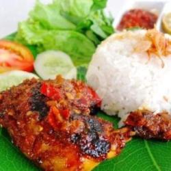 Nasi Uduk Ayam Bakar