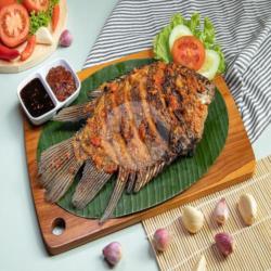 Ikan Gurami Bakar Pedas