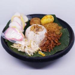 Nasi Uduk Telor Perkedel