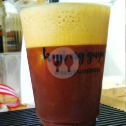 Es Kopi Kocok Ngguyu