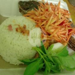 Sambelan Mujaer Sambal Pencit
