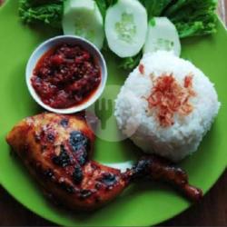 Ayam Bakar   Nasi Lalapan Tempe Goreng Sambel