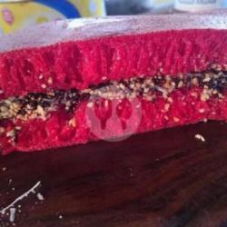 Red Velvet Kacang Meses Susu
