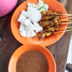 Sate Ayam 10pcs  Lontong