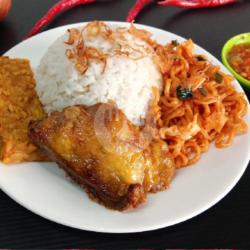 Nasi Rames Ayam Penyet