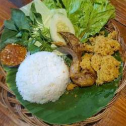 Nasi   Kepala Kremes