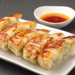 Gyoza Dumpling Chicken